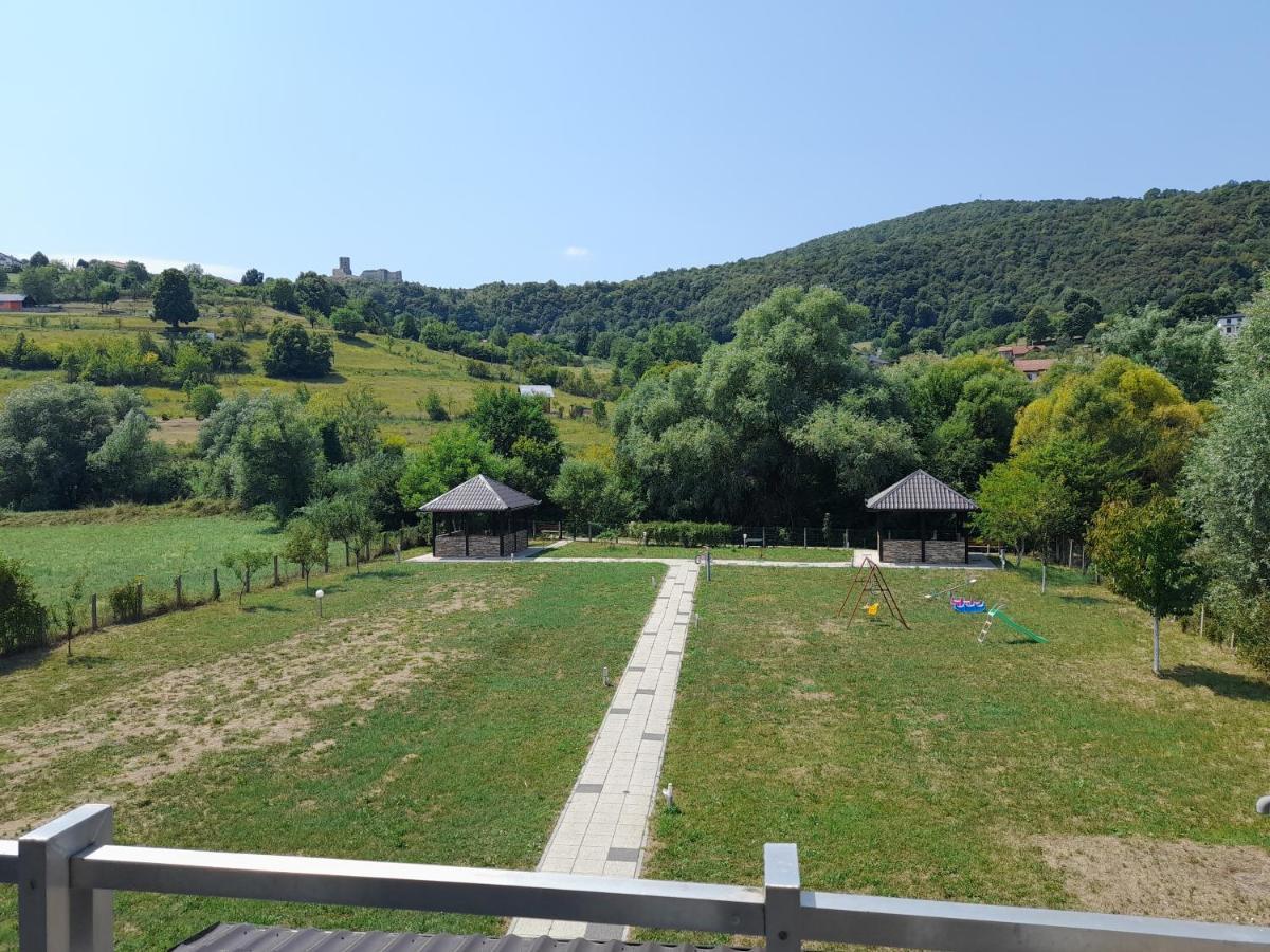 River Bank Apartments & Castle View Bihać Екстериор снимка