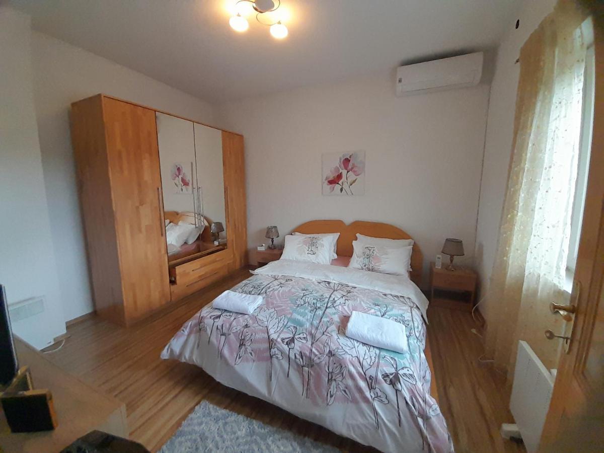 River Bank Apartments & Castle View Bihać Екстериор снимка