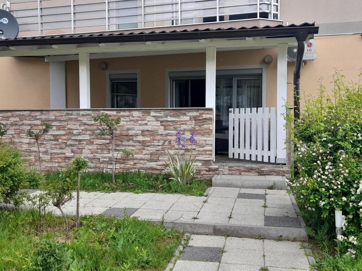 River Bank Apartments & Castle View Bihać Екстериор снимка