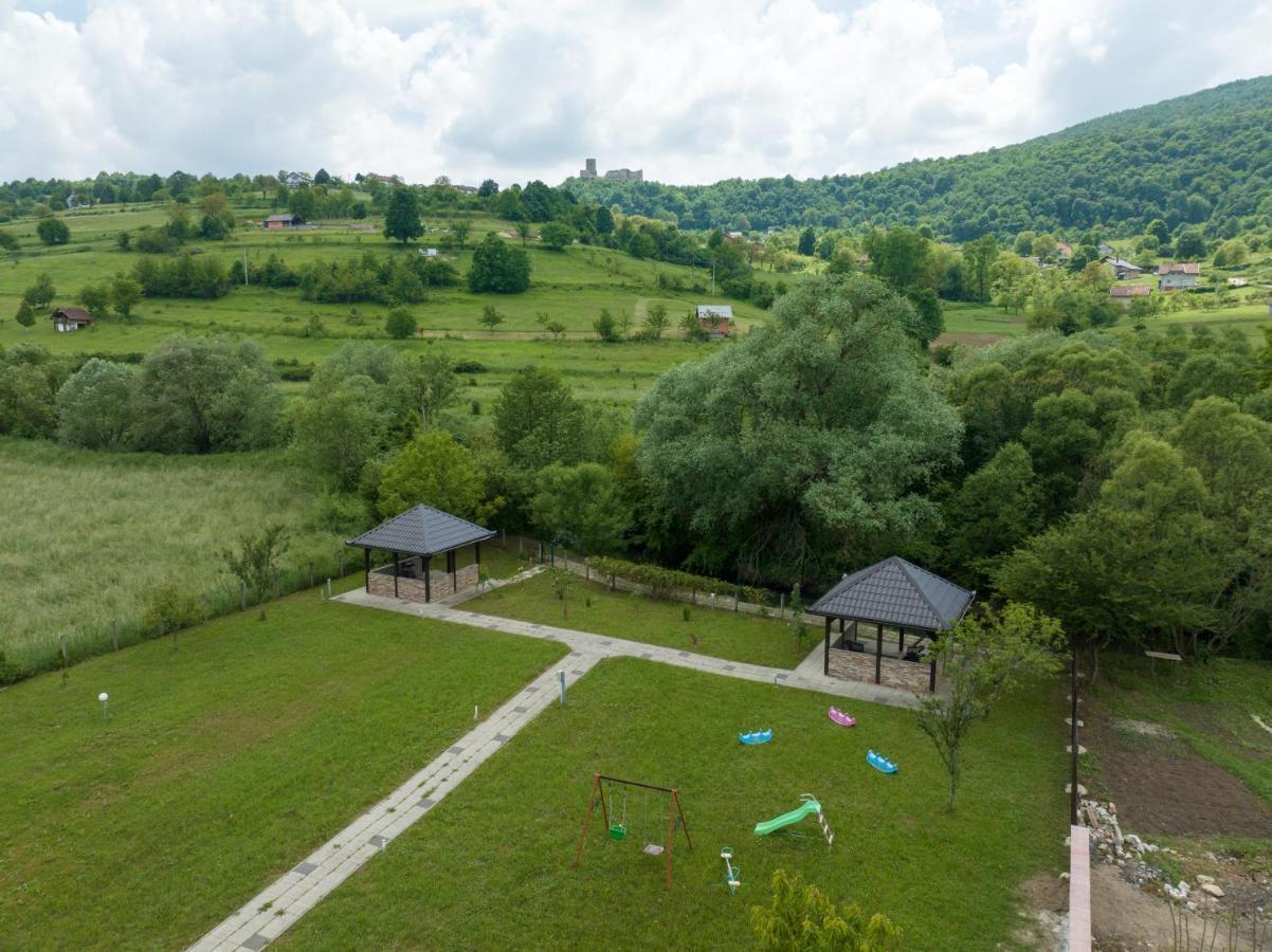 River Bank Apartments & Castle View Bihać Екстериор снимка