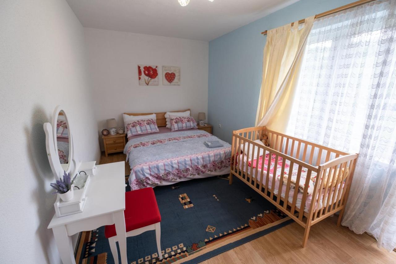 River Bank Apartments & Castle View Bihać Екстериор снимка