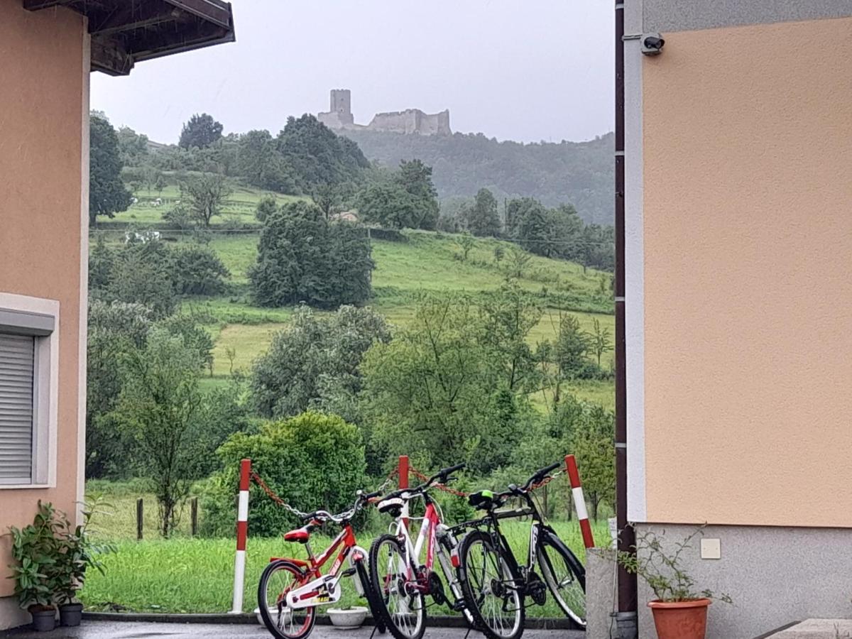 River Bank Apartments & Castle View Bihać Екстериор снимка