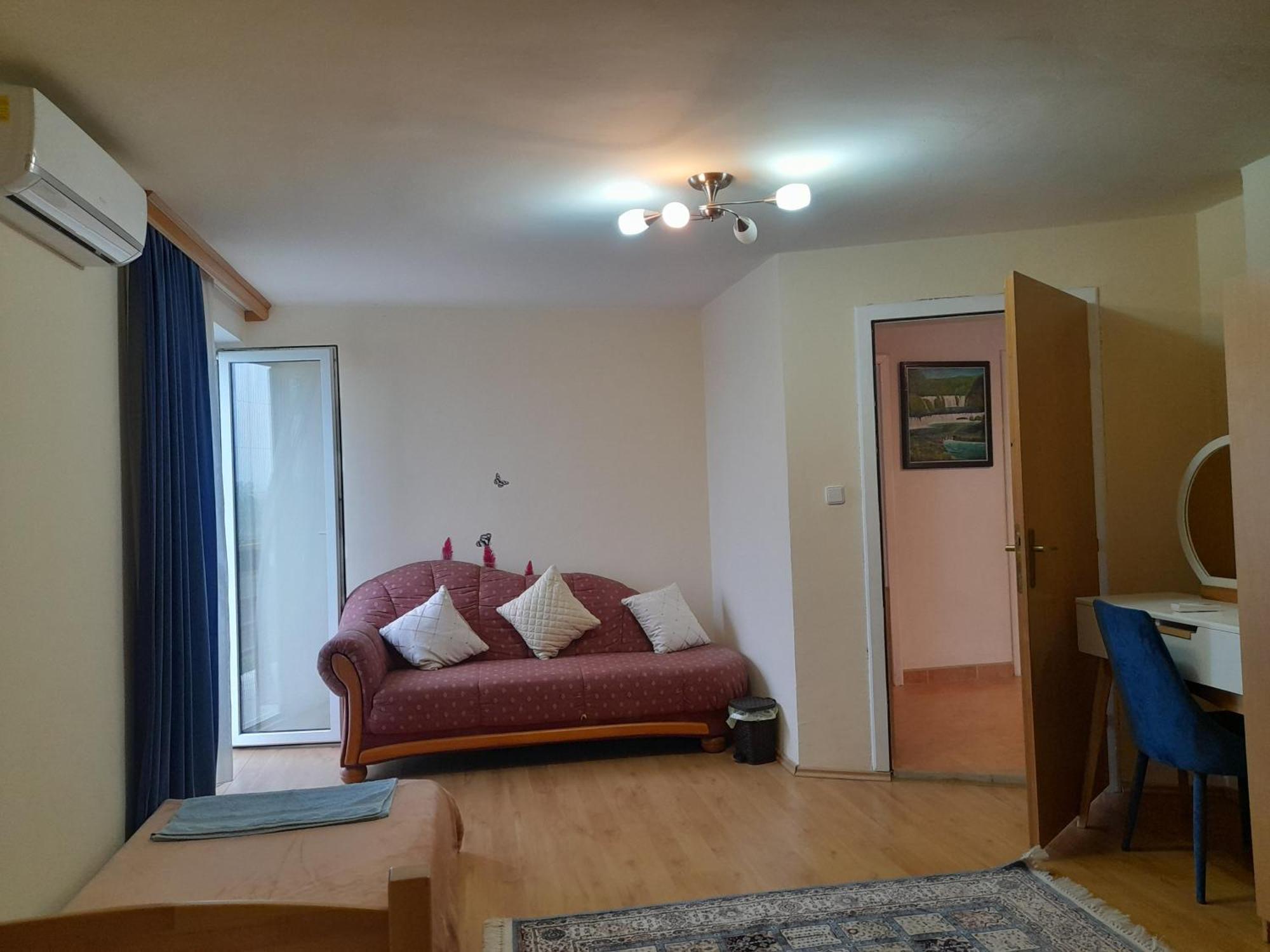 River Bank Apartments & Castle View Bihać Екстериор снимка